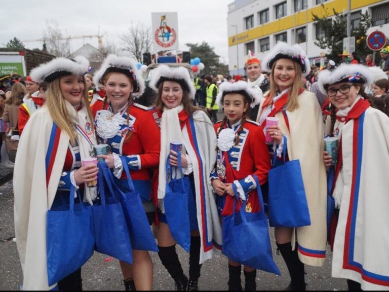 gruppe girls karneval